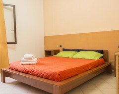 Hotel Cinisi Rooms (Cinisi, Italy)