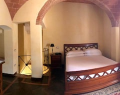 Bed & Breakfast Castello Delle Serre (Rapolano Terme, Italien)