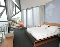 Khách sạn Hotel Chelsea (Cologne, Đức)