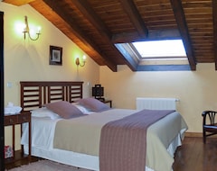 Toàn bộ căn nhà/căn hộ Apartment In The Sierra, Duplex Type With 2 Bedrooms And Garden (Puentes Viejas, Tây Ban Nha)