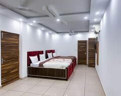 Khách sạn Roomshala 149 Hotel Bay Leaf Resort (Shimla, Ấn Độ)