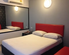 Khách sạn Natpob Sleep Station (Chiang Rai, Thái Lan)