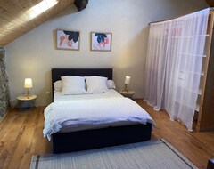 Koko talo/asunto Duplex Handsome Standing (Valleraugue, Ranska)