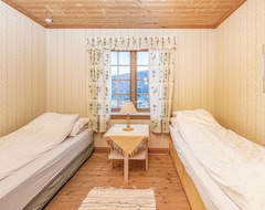 Toàn bộ căn nhà/căn hộ 5 Bedroom Accommodation In Marifj?ra (Luster, Na Uy)