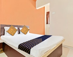 Hotel OYO Sainidhi Lodge (Pune, Indien)