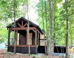 Cijela kuća/apartman Escape To Nature In This Cabin With Hot Tub. (Mooresboro, Sjedinjene Američke Države)