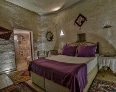 Hidden Cave Hotel (Göreme, Turkey)