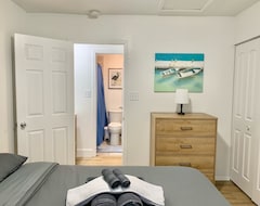 Koko talo/asunto Crisp And Modern One Bedroom Condo On Northwest Side Of Kokomo (Kokomo, Amerikan Yhdysvallat)