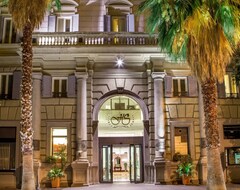Hotel Savoy (Rome, Italy)