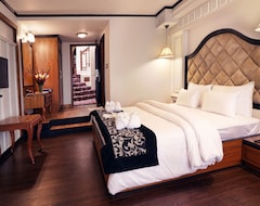 Hotel Pine Tree Spa Resort (Darjeeling, India)