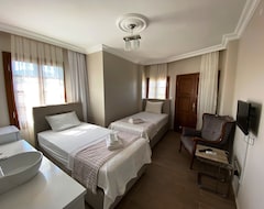 Hotel Mai Otel Cunda (Ayvalık, Turkey)
