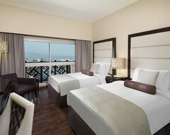 Khách sạn Crowne Plaza Jordan Dead Sea Resort & Spa, An Ihg Hotel (Sweimeh, Jordan)