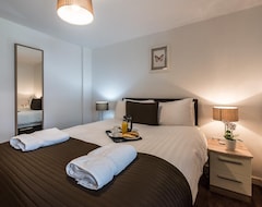 Hotel Base Serviced Apartments South Ferry Quay (Liverpool, Storbritannien)
