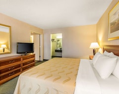 Hotel Quality Inn & Suites McDonough South I-75 (McDonough, USA)