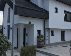 Tüm Ev/Apart Daire Luxurious Villa With Mountain Views (Srebrenik, Bosna-Hersek)