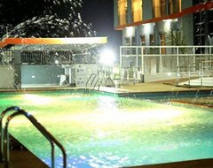 Khách sạn Best Western Plus Elomaz Hotel (Asaba, Nigeria)