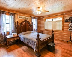 Koko talo/asunto Private 1.4 Acre Wooded Cypress Log Home On Barkley Lake/cumberland River (Dover, Amerikan Yhdysvallat)