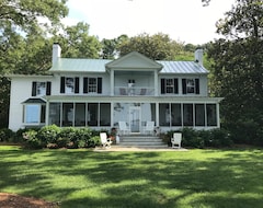 Koko talo/asunto Pop Castle Historic Gem On The Rappahannock River (White Stone, Amerikan Yhdysvallat)