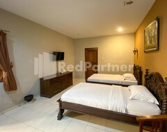 Istana Griya 2 Hotel Solo RedPartner (Surakarta, Indonesien)