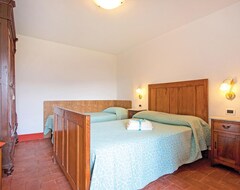 Toàn bộ căn nhà/căn hộ 2 Bedroom Accommodation In Viareggio Lu (Viareggio, Ý)