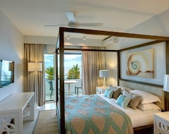 Khách sạn Plage Bleue Beachfront Apartments (Trou aux Biches, Mauritius)