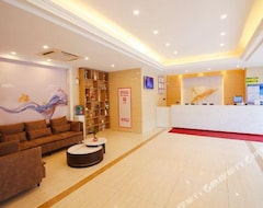 GreenTree Inn JiangSu SuZhou Industrial Park QingJian Lake Express Hotel (Suzhou, Çin)