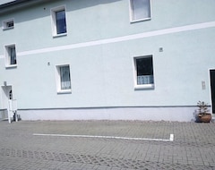 Cijela kuća/apartman Fewo Nahe Der Messe Und Der Helios Klinik Mit Gartennutzung Und Autostellplatz (Erfurt, Njemačka)