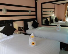 Hotel Love You (Chumphon, Thailand)