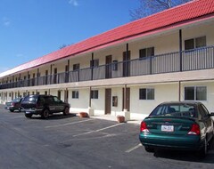 Khách sạn Americas Best Value Inn (Elyria, Hoa Kỳ)