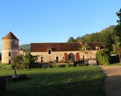 Cijela kuća/apartman Large Family Cottage In The Park Of A Historical Monument - Burgundy Chablis (Vermenton, Francuska)