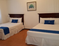 Parguera Plaza Hotel - Adults Only (Lajas, Puerto Rico)