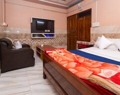 Khách sạn Raja Hotel And Lodge (Midnapore, Ấn Độ)