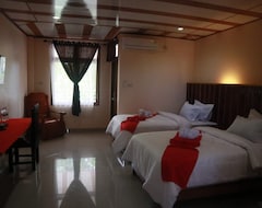 Entire House / Apartment Tundreheni Hill Hotel & Restauran Gunungsitoli - Nias (Lahewa, Indonesia)