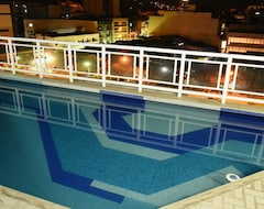Bevile Hotel (Cataguases, Brasil)