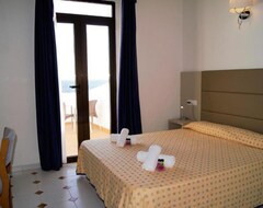 Hotelli Hotel Roca Bella (Formentera, Espanja)