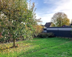 Toàn bộ căn nhà/căn hộ Moderne Helle 3-zimmer-wohnung Mit Kamin + Garten, Familienfreundlich (Hohnhorst, Đức)