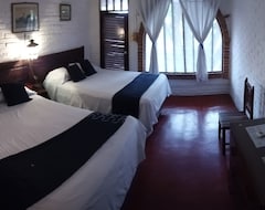 Hotel Mision Y Spa (Acapulco, Mexico)