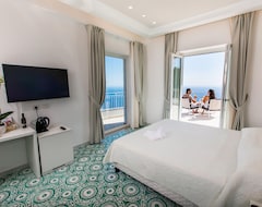 Khách sạn Hotel Le Rocce - Agerola, Amalfi Coast (Agerola, Ý)