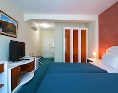 Hotel Bella Vista (Becici, Montenegro)
