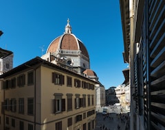 Hotel In Duomo (Firenca, Italija)