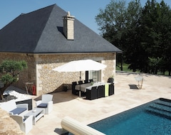 Toàn bộ căn nhà/căn hộ Santoneige Is A Spacious (150 M2) Newly Built Holiday Home In 2018 (Les Farges, Pháp)
