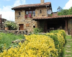 Toàn bộ căn nhà/căn hộ Cabin In The Mountain (full Rental) For 2/3 People. Pets Allowed (Luena, Tây Ban Nha)