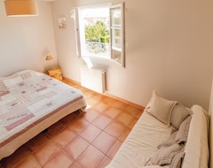Toàn bộ căn nhà/căn hộ 5 Bedroom Accommodation In Thezan Les Beziers (Thézan-lès-Béziers, Pháp)