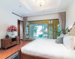 Hotel Paradise Suites Trich Sai (Hanoi, Vijetnam)