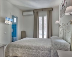 Khách sạn Smart Suite & Apartments (Santa Teresa Gallura, Ý)