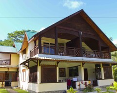Хотел Villa Takamaka (Виктория, Сейшели)