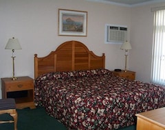 Hotel Legend Cottages (Bellaire, USA)