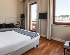 Khách sạn Seeport Hotel (Ancona, Ý)