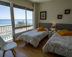 Hele huset/lejligheden Luxury Beachside Villa With Private Pool, Terrace And Sea Views (Benicasim, Spanien)