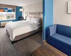Holiday Inn Express Hotel & Suites Cherry Hills, An Ihg Hotel (Omaha, ABD)